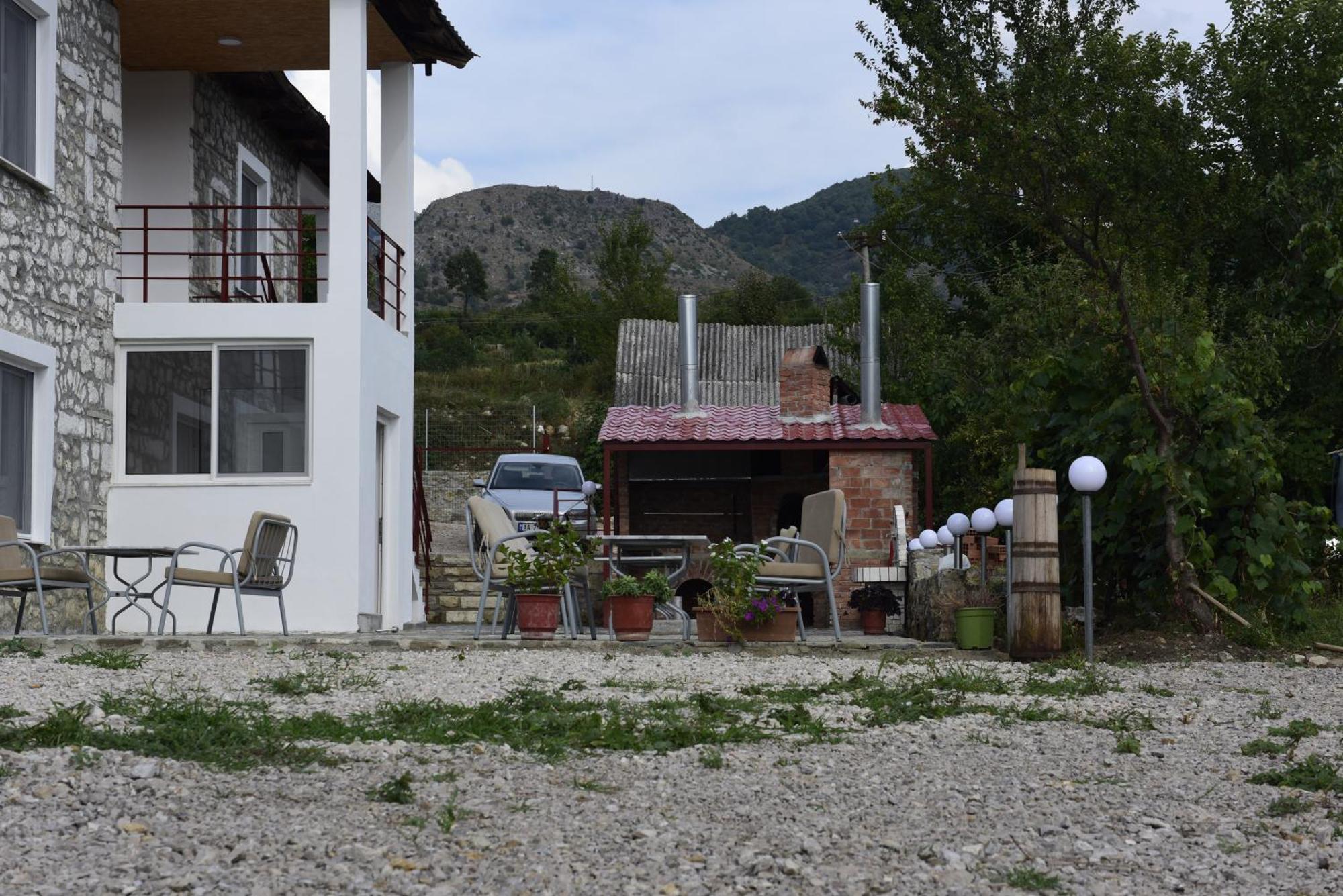 Vila Disha Tiranë Phòng bức ảnh